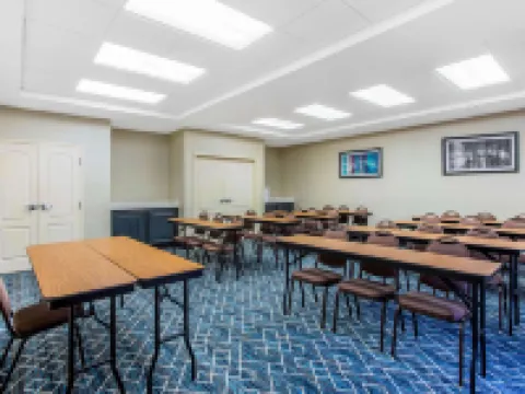 La Quinta by Wyndham Fultondale Birmingham North Hotels in Fultondale