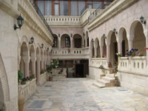 自然公園洞穴酒店