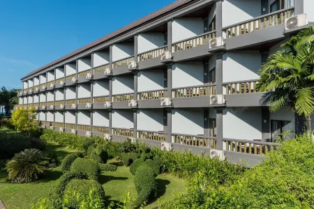 Botany Beach Resort Pattaya