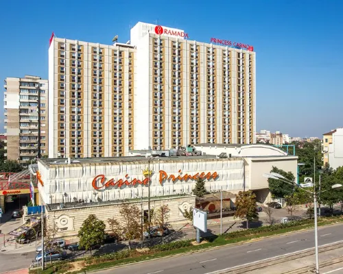 Ramada by Wyndham Sofia City Center Hotel di Sofia
