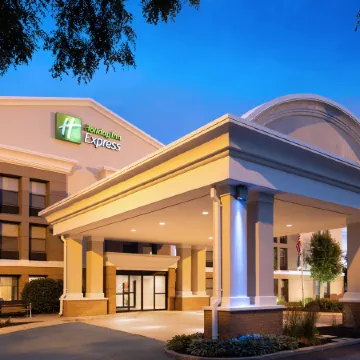 Holiday Inn Express INDIANAPOLIS AIRPORT by IHG