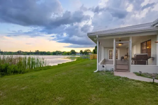 Hook, Line and Leisure Lakefront Gem with Porch!