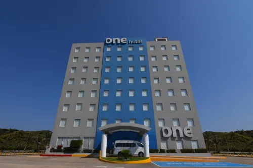 One Coatzacoalcos Forum Hotels in Coatzacoalcos