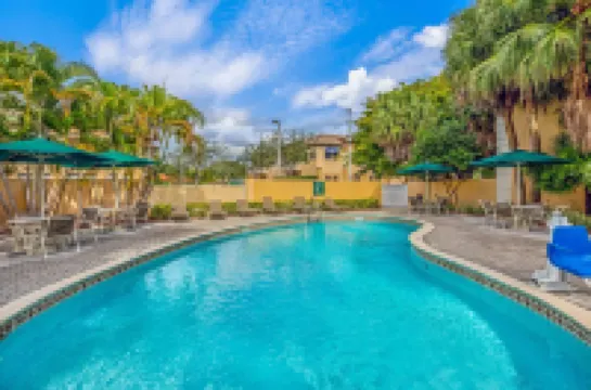 La Quinta Inn & Suites by Wyndham Miami Lakes Hotels in Miami-Dade County