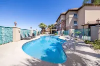 La Quinta Inn & Suites by Wyndham St. George - Pools
