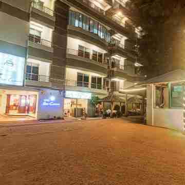 Hotel Sea Crown Hotel Exterior