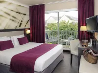 Hôtel Mercure Omaha Beach Hotels in Commes
