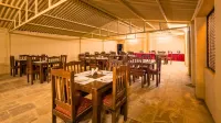 Royal Pavilion Camps Hotels in Sam