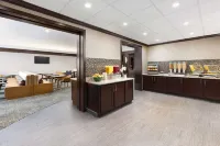 Homewood Suites by Hilton Portsmouth - breakfast