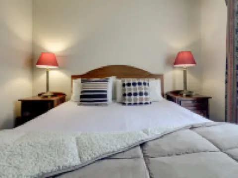 Ashmont Motor Inn & Apartments Hotels in Port Fairy