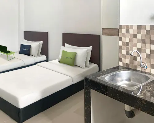 Urbanview Hotel Juanda Kota Agung by RedDoorz Hotels in Tanggamus Regency