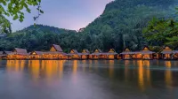 The Float House River Kwai Các khách sạn gần Wat Pu Ta Khian