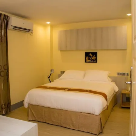 Hotel Mila Noa