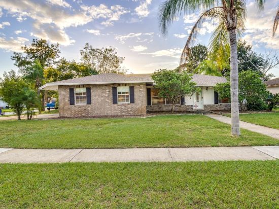 Orlando Home w/ Private Pool: 10 Mi to UCF Campus!