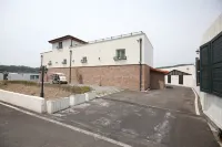 Jincheon (Ochang) Sun and Moon Unmanned Hotel - parking