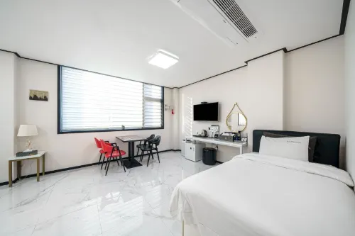 Yeosu Thestay Hostel