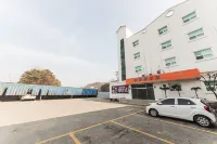 Anseong Bukingham Hotels near Seoil Farm