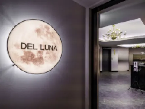 Wonju Hotel Deluna 原州市のホテル