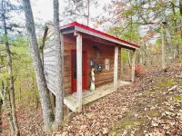 Rustic Hideaway 4 Bedroom Cabin by RedAwning Hotels in Sevier County