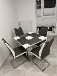Amazing 2-Room Penthouse Cityview W13 Hoteles en Roșu