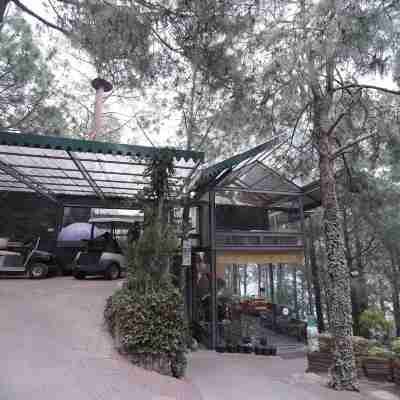 Kasauli Hills Resort Hotel Exterior