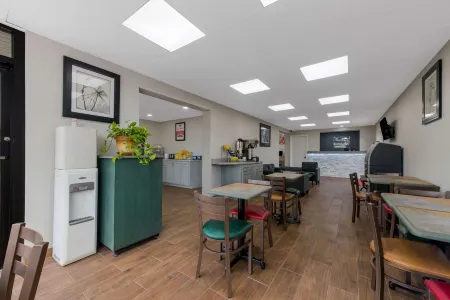 Econo Lodge Cheraw Market Street