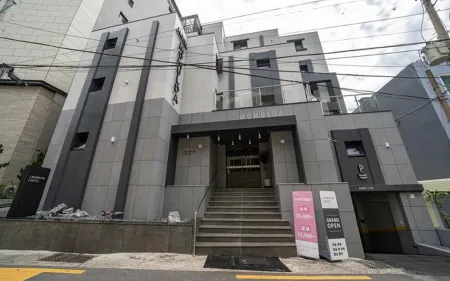 Busan Hadan Momulda Hotel Отели рядом с достопримечательностью «Yishu Island Migratory Park»