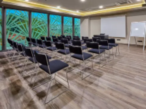 City Express Plus by Marriott Mérida メリダのホテル