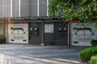 Wyndham Bangkok Queen Convention Centre - Parking