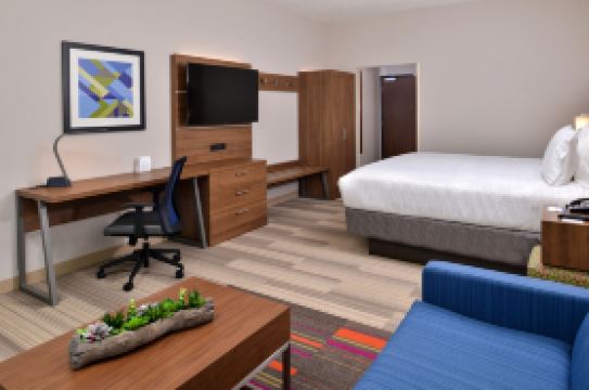 Holiday Inn Express & Suites ALACHUA - GAINESVILLE AREA by IHG