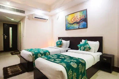 Palm Tree Hotel & Restaurant Các khách sạn ở Aligarh