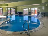 Holiday Inn Express & Suites Ennis by IHG - Pool