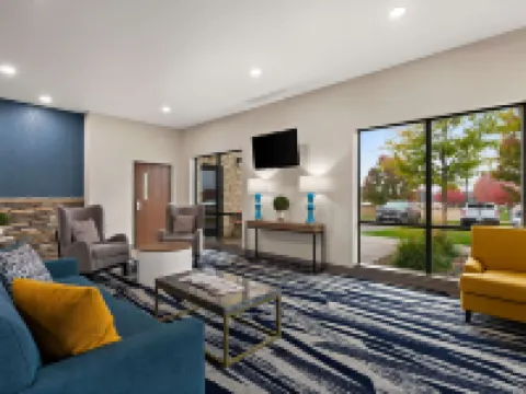 Comfort Suites Hudson I-94 Hotels in Hudson