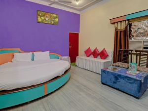 OYO Hotel Ram Ji Vatika