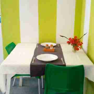 Dianistar Villa Dining/Meeting Rooms