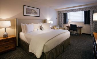 State Plaza Hotel
