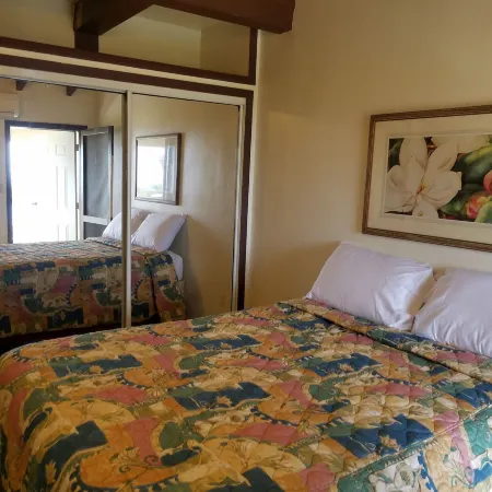 Sunset Gardens Guesthouse