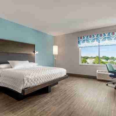 Tru by Hilton Lancaster East Rooms