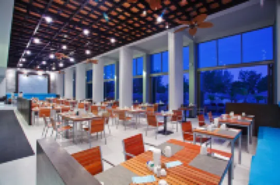 Mai Khaolak Beach Resort & Spa - TUIBLUE Mai Khaolak Hotels in Takua Pa