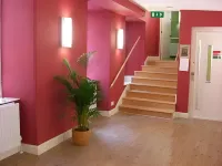 鄧迪背包客旅館 鄰近博熱提城堡的酒店
