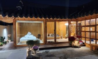 Gyeongju Onsaemi Hanok