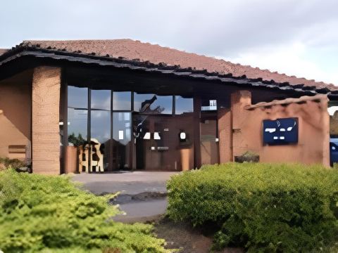 Riverside Lodge Hotel