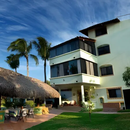 Hotel Casamar Suites