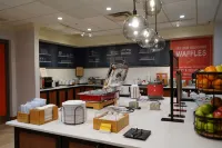 芝加哥安若拉歡朋套房酒店 - 早餐