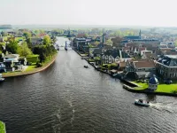 Harboursuite Woudsend Incl. Motorboot - Homestays