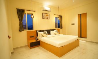 Emerald Urban Comforts