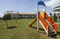 Baraka Apartments - parking
