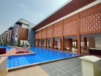 Spacious 2 Bedroom Pool View at Asatti Vanya Park Hotel di Lengkong Kulon