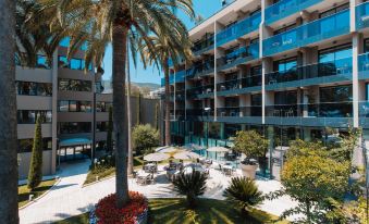 Palmon Bay Hotel & Spa