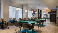 Holiday Inn - the niu, Welly Kiel - Frühstück